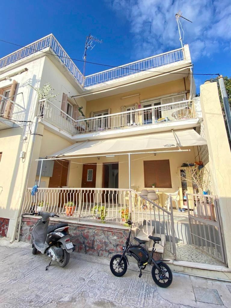 Appartement Vue Sur Mer Soul Family, Egine Aegina Kültér fotó